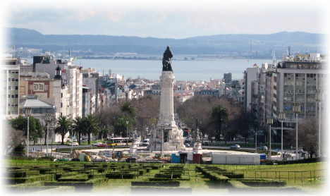 Blick vom Parque Eduardo VII audf Lissabon