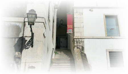Museu Teatro Romano, Eingang von der Rua Augusta Rosa