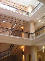 3-geschoss. Jugendstil-Treppenhaus