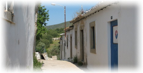 Altstadt hinter der Kirche - Strassenszene