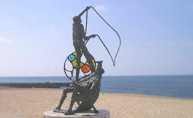 Skulptur an der Promenade