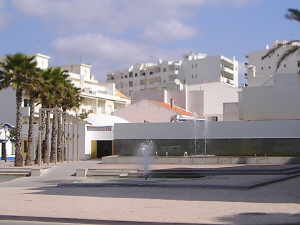 Kein bauliches Glanzst&uuml;ck -die Touristeninformation