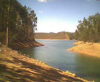 Wandern am Barragem da Bravura
